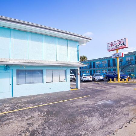 Aladdin Motel By Oyo Merritt Island Kültér fotó